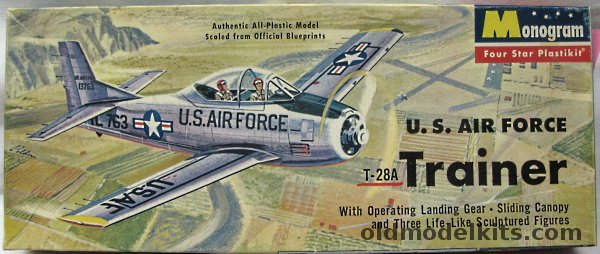 Monogram 1/48 T-28A Trainer USAF - Four Star Issue, PA28-98 plastic model kit